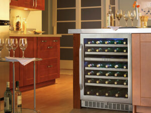 Wine refrigerator