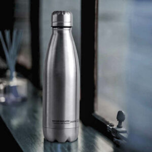 Stainless steel water bottle